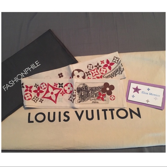 Louis Vuitton Accessories - Authentic LV Sweet Flower Bandeau/Scarf❗️